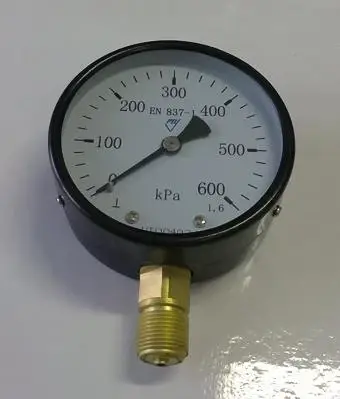 Manometr - tlakoměr typ 312 - 100mm M20x1,5 " Radiál - spodní vývod 0-600 kPa Rychlé Dodání