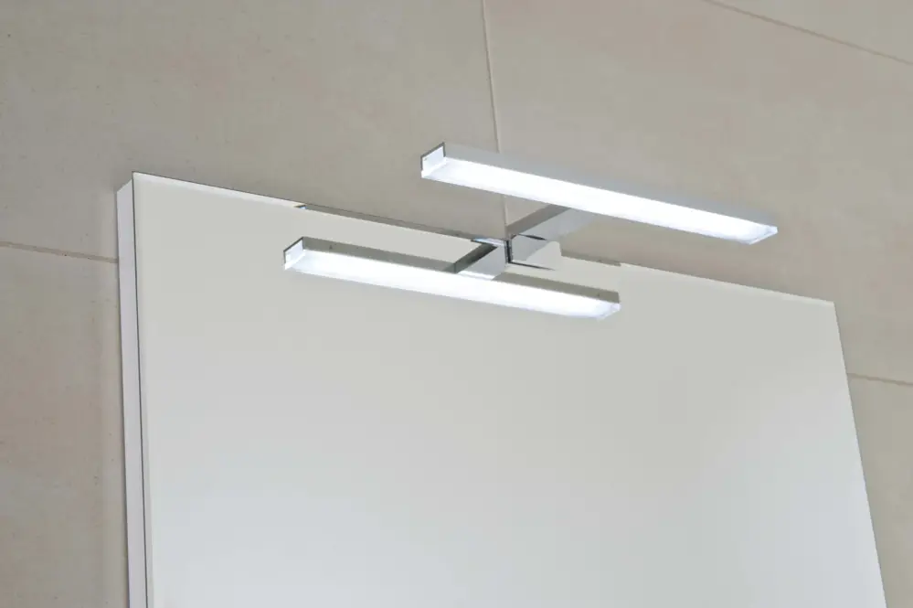 Hit Sezóny Světlo GEMMA 280, LED, IP44, 1x6W, 840 Im, 280x112x14 mm, k montáži na sklo, desku i zrcadlovou skříňku 47J7300200001 Creme bílá